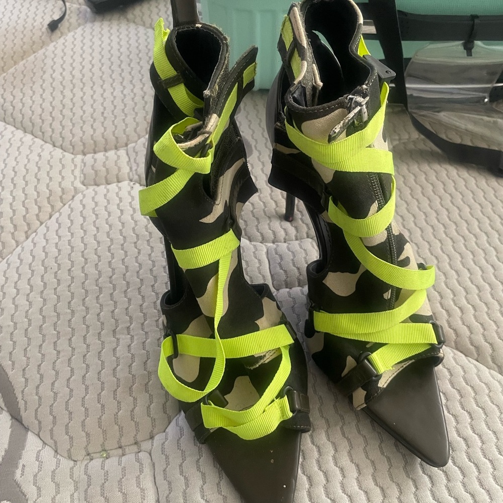 Cape Robbin Camouflage Heels with Neon Straps